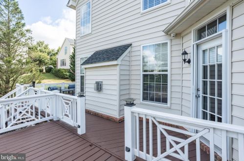 5800 Serengeti Ct, Haymarket VA  20169-3200 exterior