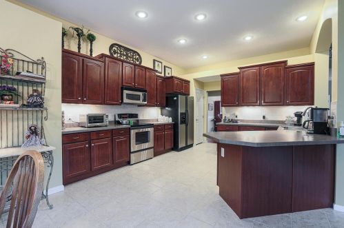 4620 Stablehand Dr, Stonelick OH  45103-9205 exterior