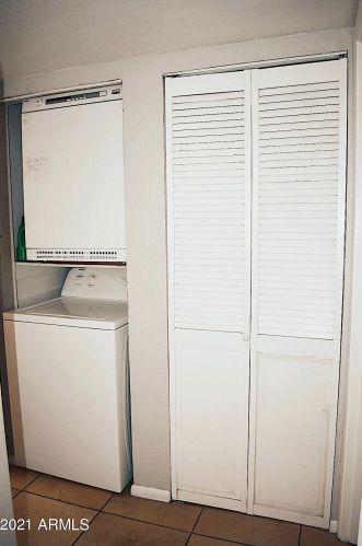 3002 70th St, Scottsdale AZ  85251-6331 exterior