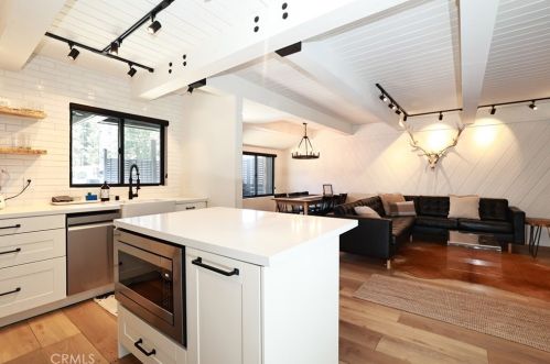 1125 Big Bear Blvd, Big Bear City CA  92314-9277 exterior