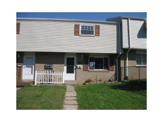 1702 Anna Ave, Pittsburgh PA  15122-3745 exterior