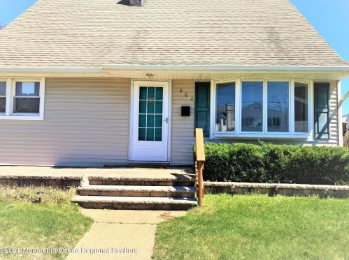 404 Chicago Ave, Point Pleasant Beach NJ  08742-3229 exterior