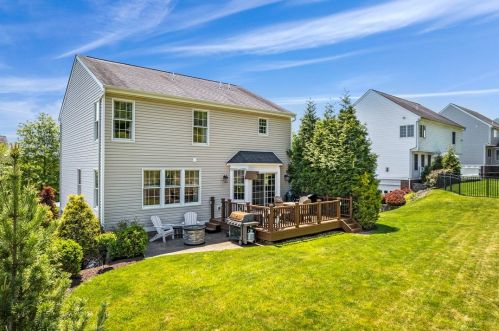 226 Molly Dr, Canonsburg, PA 15317-6627