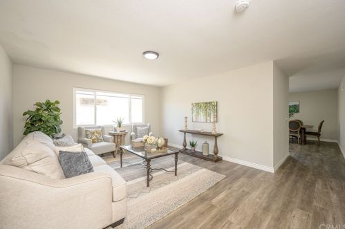 11104 Carmenita Rd, Whittier CA 90605-4130 exterior