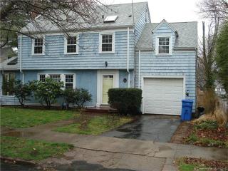 73 Heloise St, New Haven, CT 06517-3446