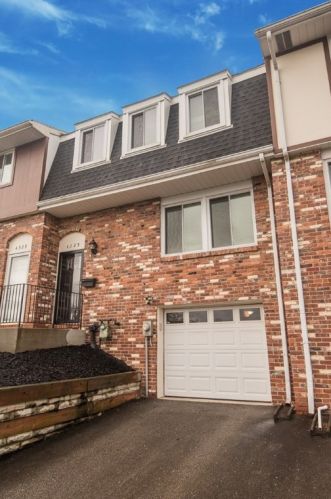 4325 Hemlock Cir, Allison Park, PA 15101-2121