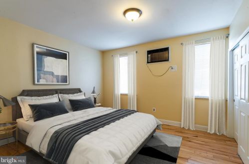 1214 Mercy St, Philadelphia PA 19148-2533 exterior