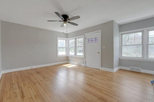 117 Mount Airy Rd, Newburgh NY  12553-6828 exterior