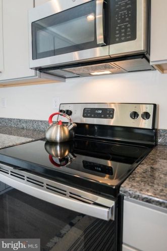 215 Tea Party Trl, Dover DE  19901-8881 exterior