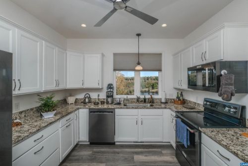 513 Rosewood Dr, Scottsville VA  24590-6491 exterior