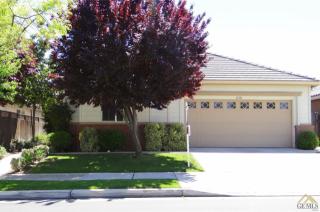 11701 Lynepark Dr, Bakersfield, CA 93312-7067