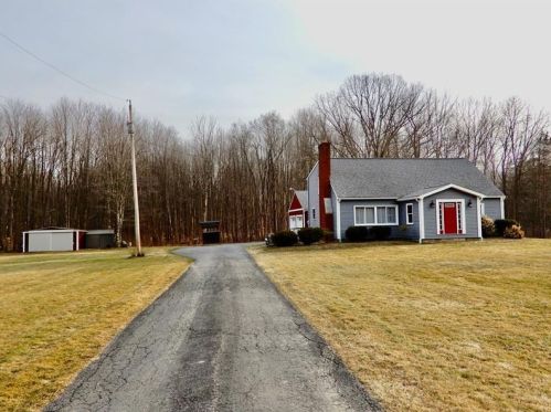 388 Fox Mine Rd, Jackson Center, PA 16133-1422