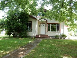 5010 Dr, Bellingham WA  98226-9056 exterior