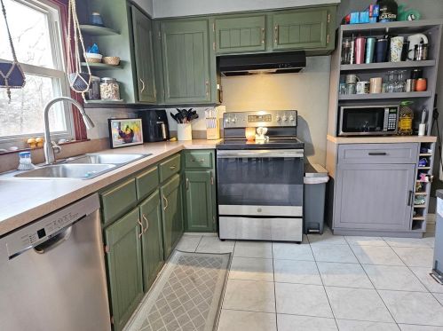 1506 Herrick St, New Castle PA  16101-8531 exterior