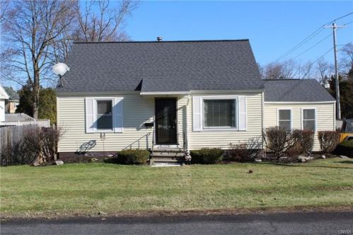 200 Mackay Ave, Syracuse, NY 13219-1114