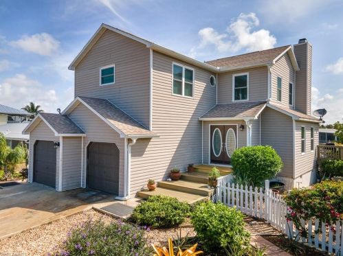 17841 Rebecca Ave, Fort Myers Beach FL  33931-3002 exterior