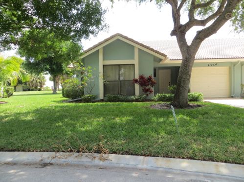 4176 Gator Trace Villas Cir, Fort Pierce, FL 34982-6819