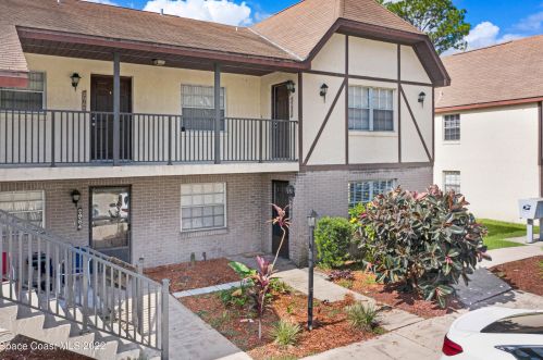 2966 Sir Hamilton Cir, Titusville, FL 32780-4948