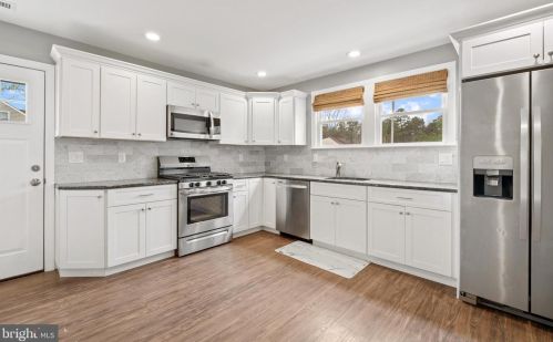 59 Belleview Ave, Erial, NJ 08081-1236
