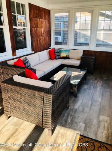 108 Atlantic Ave, Point Pleasant Beach NJ  08742-3303 exterior