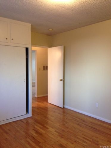 2520 Carnegie Ln, Redondo Beach CA  90278-3864 exterior