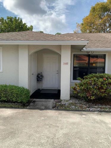 1448 Hawthorne Pl, West Palm Beach, FL 33414-8660