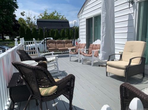 53 Biscayne Blvd, Lyme CT  06371-2408 exterior
