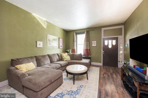 527 Walnut St, Limerick PA 19468-2320 exterior