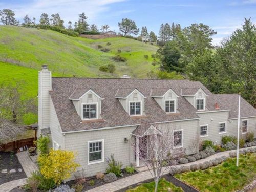 5 Williams Ct, Orinda, CA 94563-4323