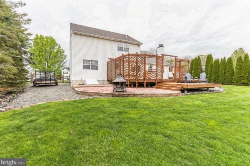 107 Wilson Dr, Collegeville PA  19473-2341 exterior