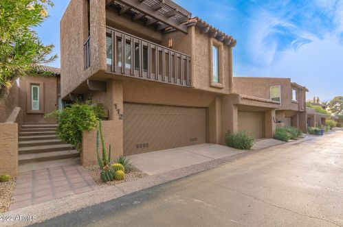 4446 Camelback Rd, Phoenix, AZ 85018-2837
