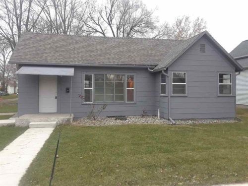 122 Washington St, Auburn, IN 46706-1239