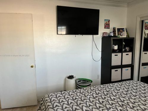 1191 53 St, Hialeah FL  33012-9005 exterior