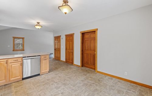12 Barry Highlands Rd, Danbury NH  03230-4700 exterior