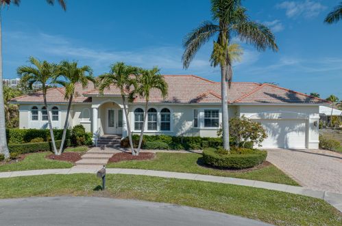 910 Sycamore Ct, Marco Island, FL 34145-4441