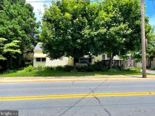 10 Main St, Magnolia, DE 19962-6205