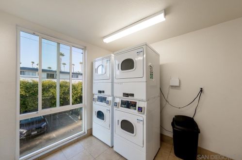 4860 Rolando Ct, San Diego CA 92115-2700 exterior