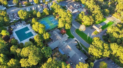 7 Flanders Ct, Panamoka, NY 11961-1610