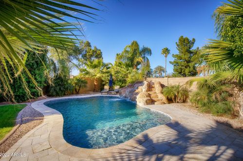 15154 Smokey Dr, Sun City, AZ 85374-1403