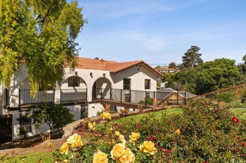 1500 Hillcrest Dr, Pismo Beach CA  93420-2215 exterior