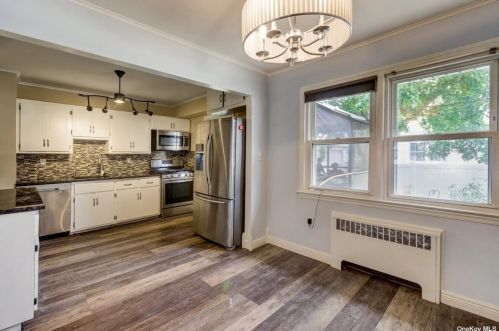 1317 Union Ave, Floral Park NY  11003-2610 exterior