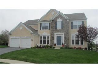 9031 Pathfinder Rd, Breinigsville, PA 18031-1424