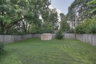 3704 Sundart Dr, Lexington, KY 40517-3846