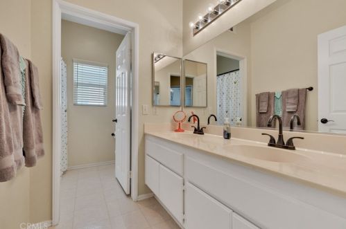 43760 58th St, Lancaster CA  93536-7153 exterior