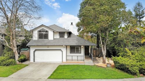 2331 Jennings Ave, Santa Rosa, CA 95401-4116