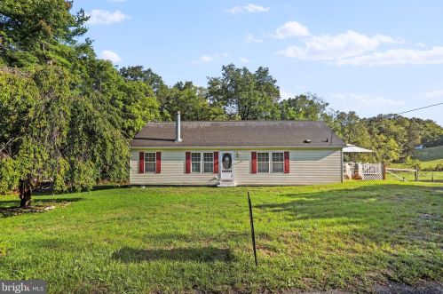105 Julius Keller Rd, Strasburg, VA 22657-4824