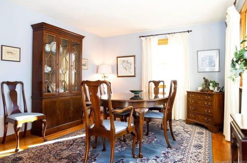 16 Visconti St, Norwalk CT  06851-4033 exterior