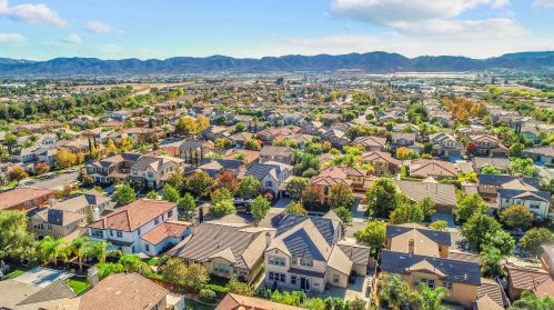 27270 Dayton Ln, Temecula CA  92591-4455 exterior