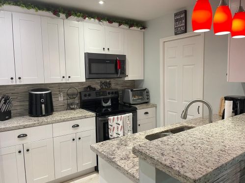 127 Ramblewood Cir, West Palm Beach, FL 33411-2973