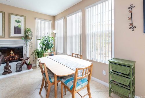 40347 Amesbury Ln, Temecula CA 92591-4432 exterior